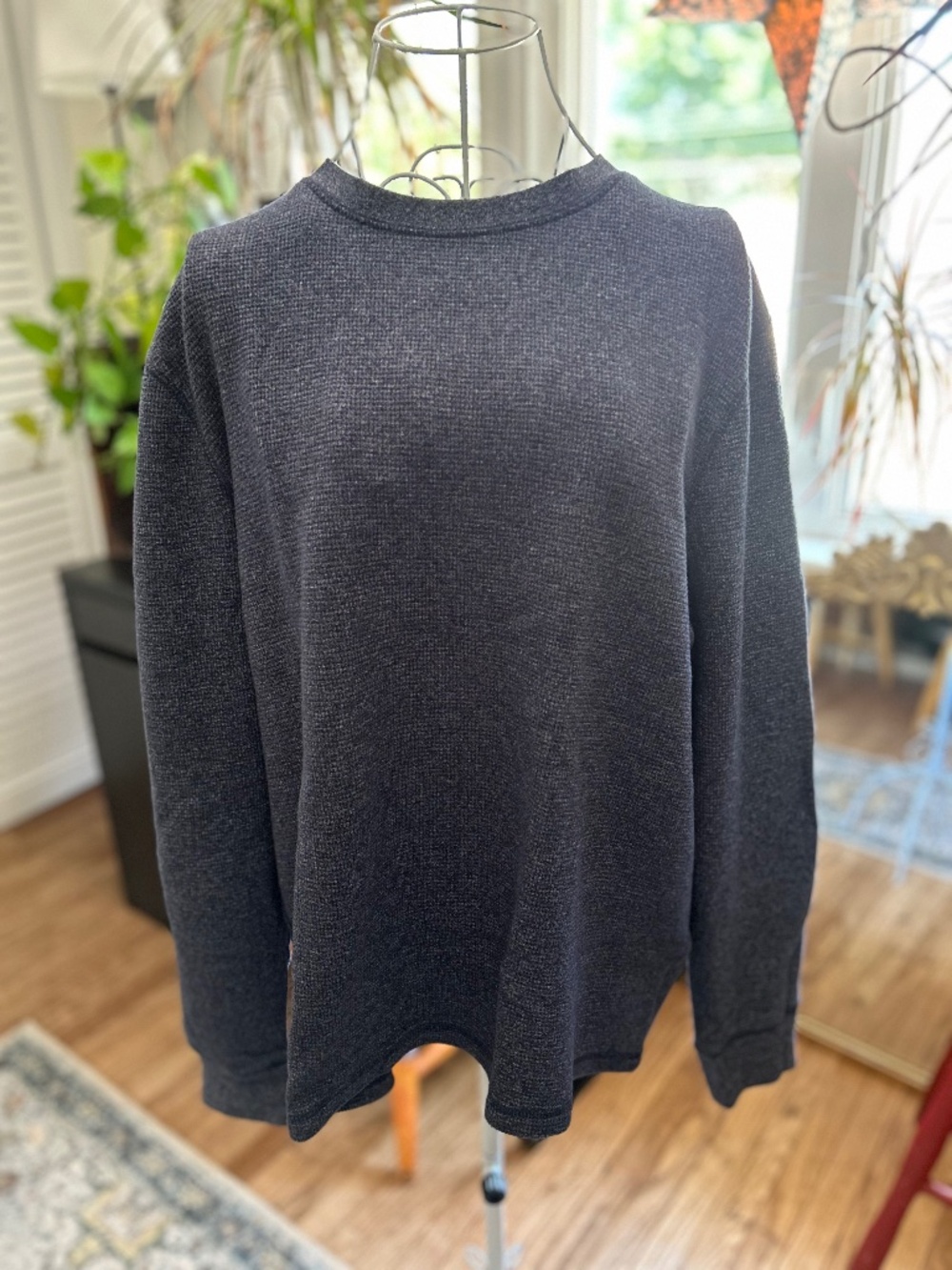 Faded Glory Long sleeve tee